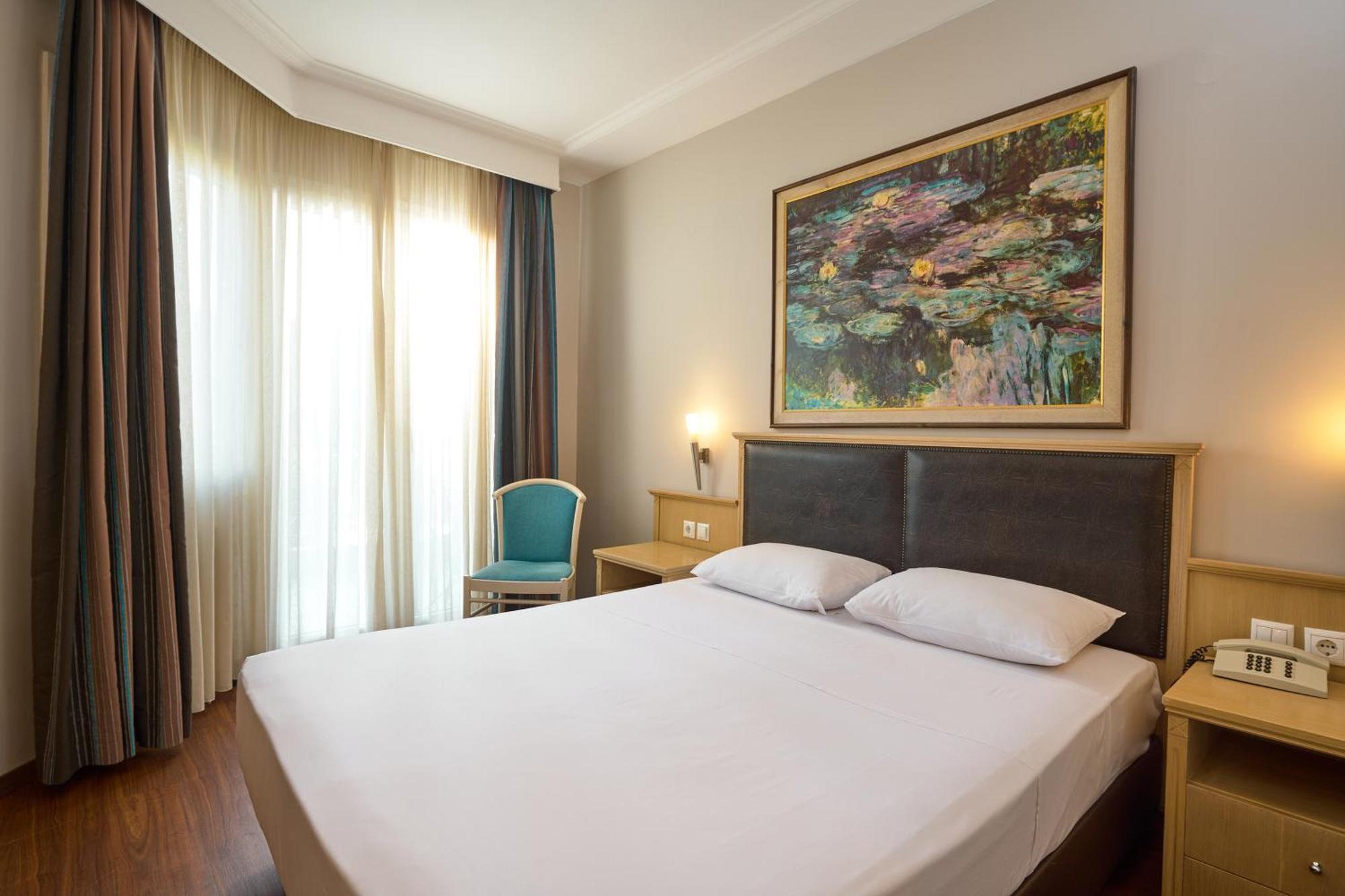 Iris Hotel แธร์มี ภายนอก รูปภาพ