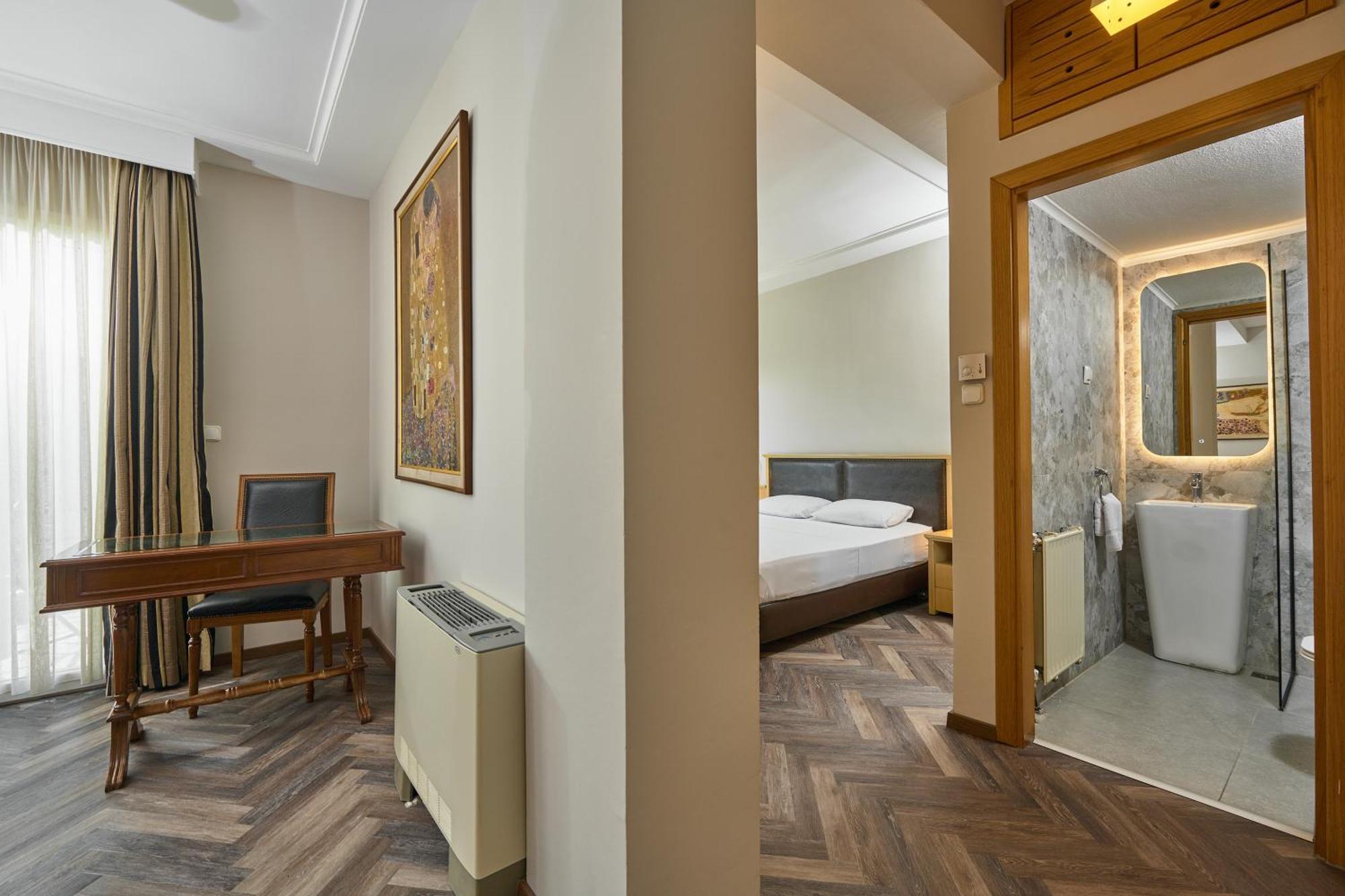 Iris Hotel แธร์มี ภายนอก รูปภาพ